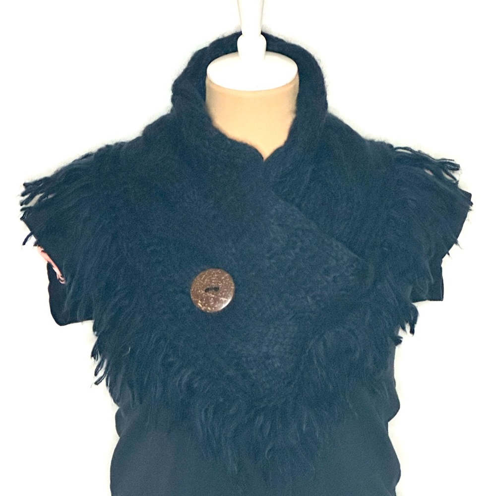NWOT Navy Button Infinity Scarf - Picture 4 of 12